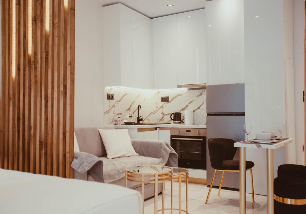 Aelia - Luxury Central Suite Alexandroupoli Exterior photo