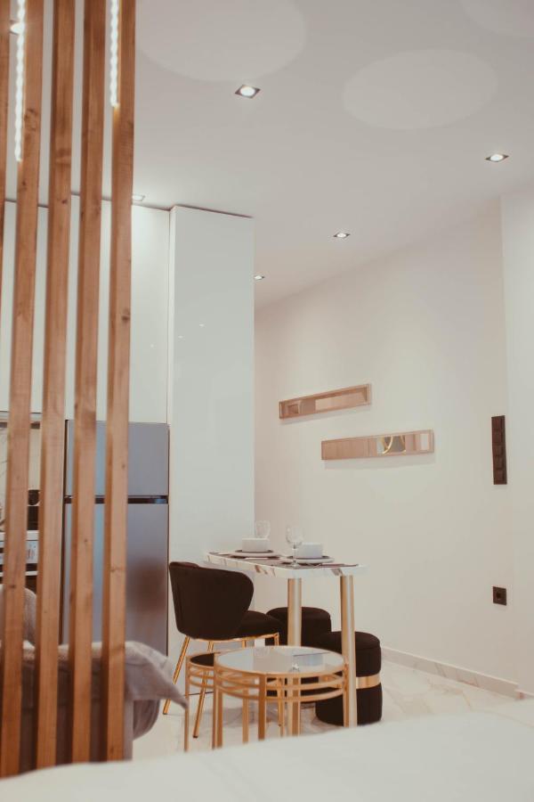 Aelia - Luxury Central Suite Alexandroupoli Exterior photo